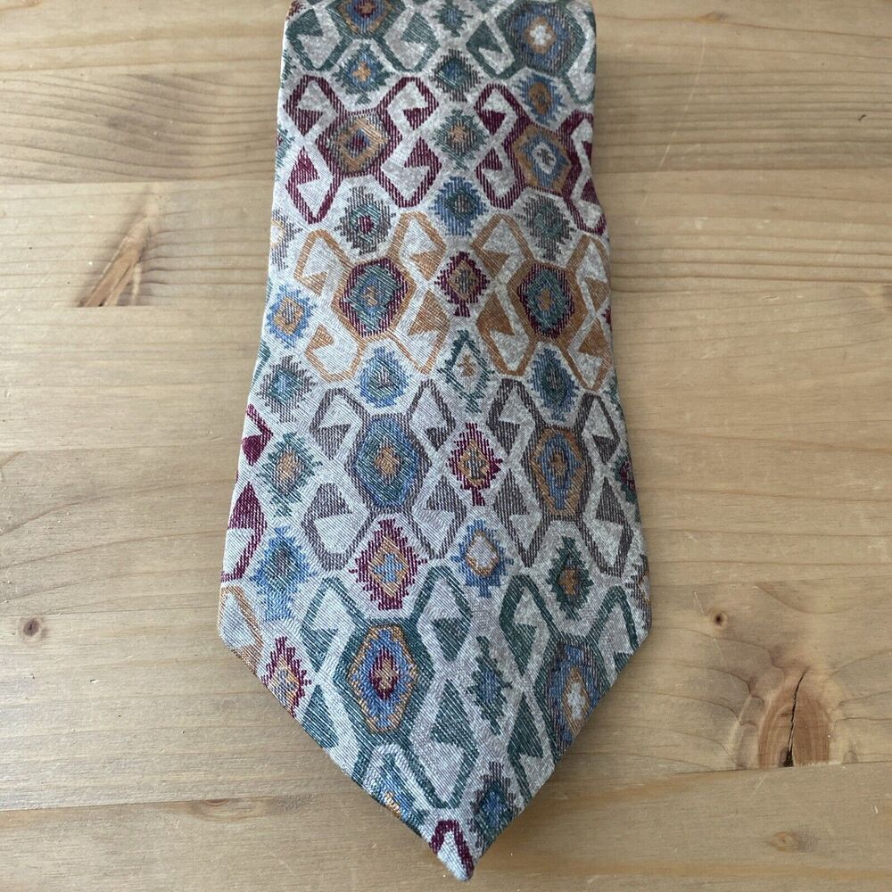 Sundance Tie Vtg Silk Southwestern Design Muted Neutral Colors Made in USA 60 in